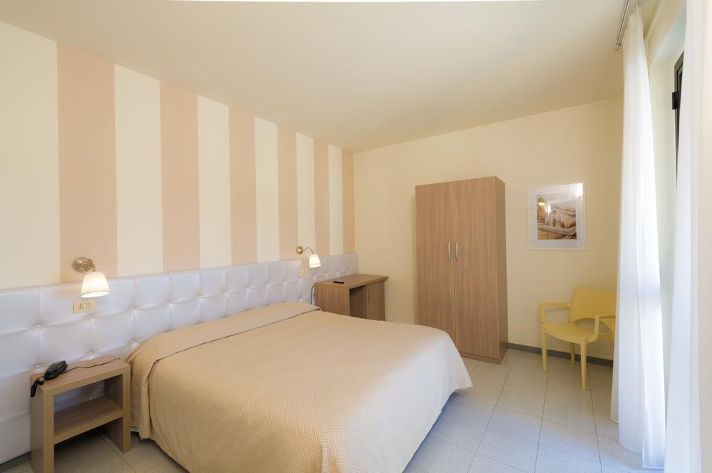 Hotel Gemma Del Mare Marina di Pietrasanta Ngoại thất bức ảnh