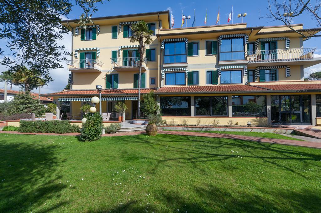 Hotel Gemma Del Mare Marina di Pietrasanta Ngoại thất bức ảnh