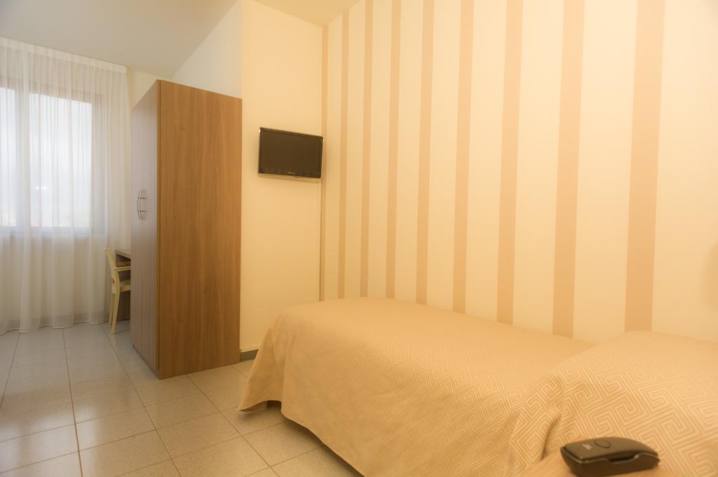 Hotel Gemma Del Mare Marina di Pietrasanta Ngoại thất bức ảnh