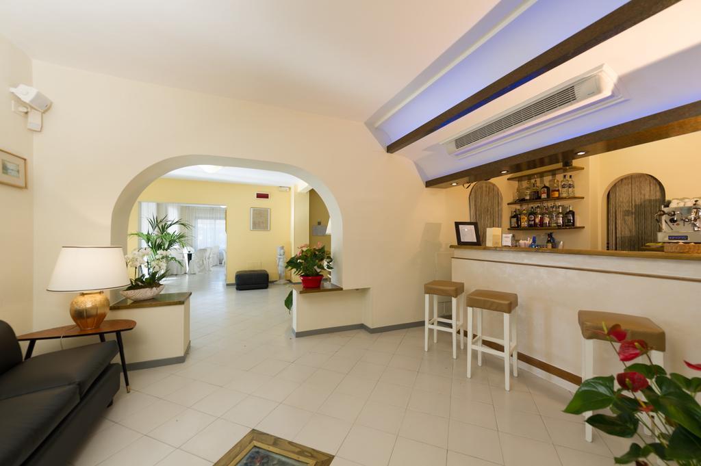 Hotel Gemma Del Mare Marina di Pietrasanta Ngoại thất bức ảnh