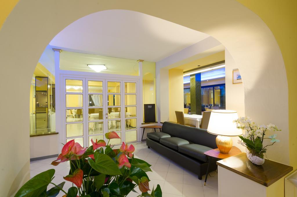 Hotel Gemma Del Mare Marina di Pietrasanta Ngoại thất bức ảnh