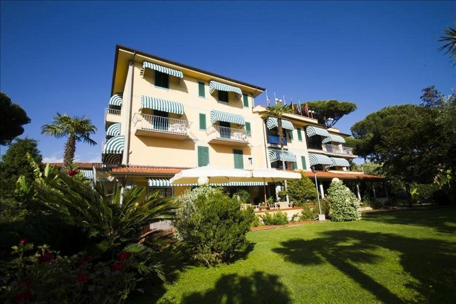 Hotel Gemma Del Mare Marina di Pietrasanta Ngoại thất bức ảnh